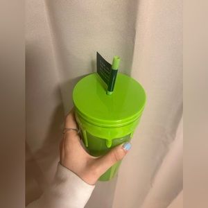 New 2023 Halloween Green Slime Drip Glow in the Dark Tumbler